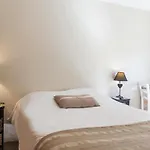 Logis Le Passiflore Cognac Hotel