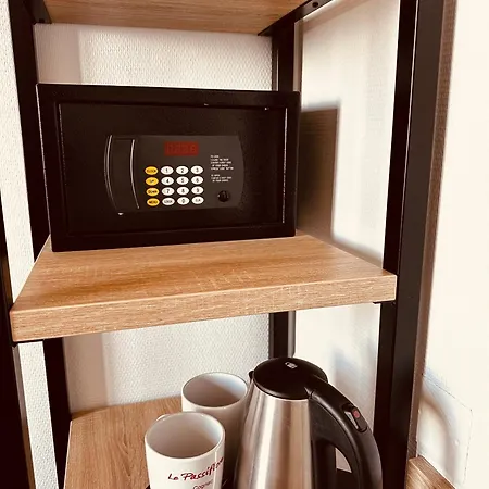 Logis Le Passiflore Cognac Hotel