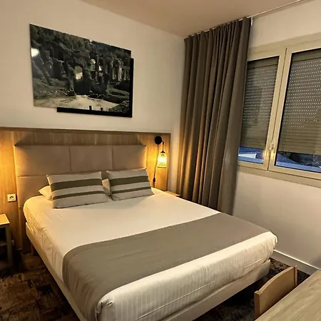 Logis Le Passiflore Cognac Hotel