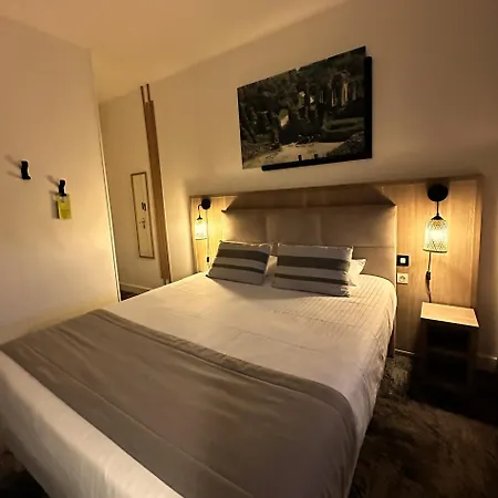 Logis Le Passiflore Cognac Hotel 3*