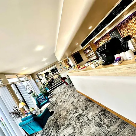 Logis Le Passiflore Cognac 3* Chateaubernard