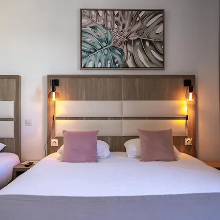 Logis Le Passiflore Cognac Hotel