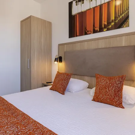 Logis Le Passiflore Cognac 3*