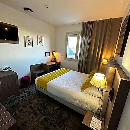 Logis Le Passiflore Cognac Hotel 3*