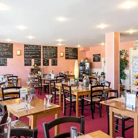 Hotel Logis Le Passiflore Cognac 3*