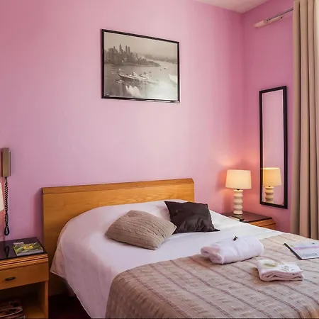 Logis Le Passiflore Cognac 3*