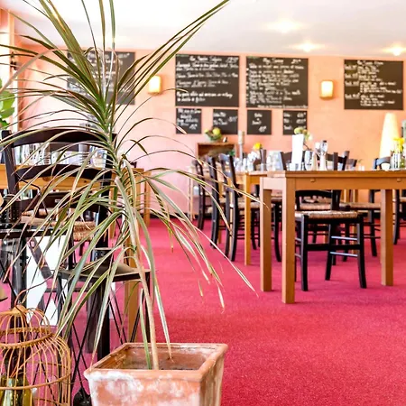 Logis Le Passiflore Cognac 3* Chateaubernard