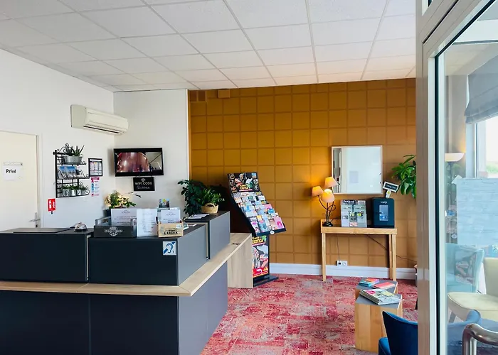 Hotel Le Passiflore Châteaubernard