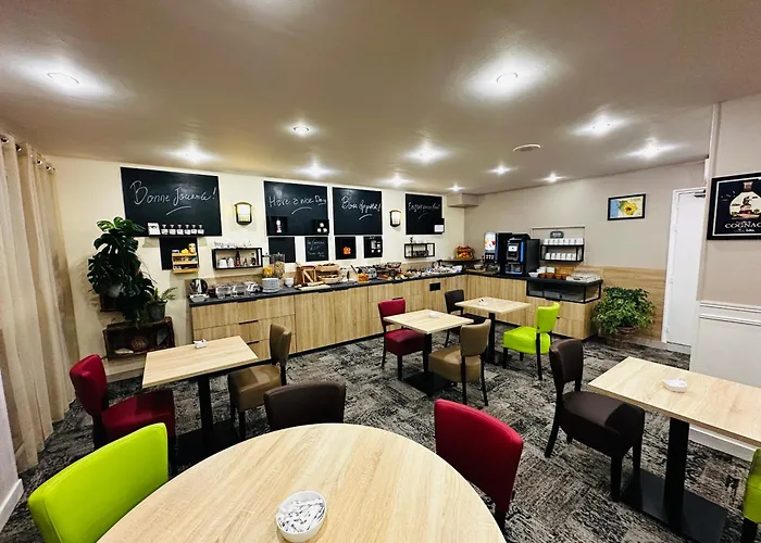 Le Passiflore Hotel Châteaubernard