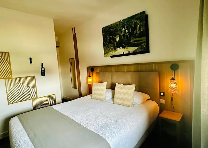 Logis Le Passiflore Cognac 3*