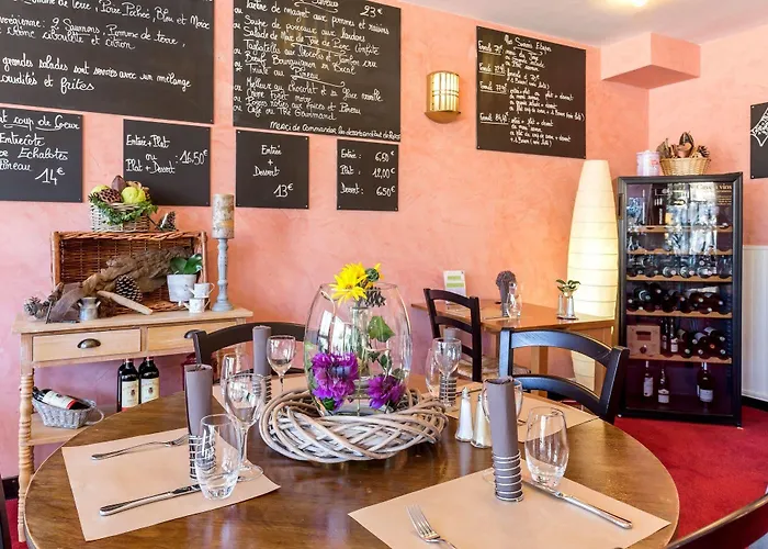 Le Passiflore Hotel Châteaubernard