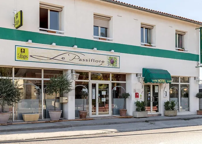 Logis Le Passiflore Cognac Hotel