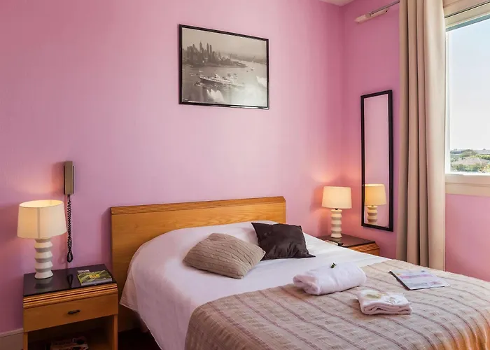 Logis Le Passiflore Cognac 3*